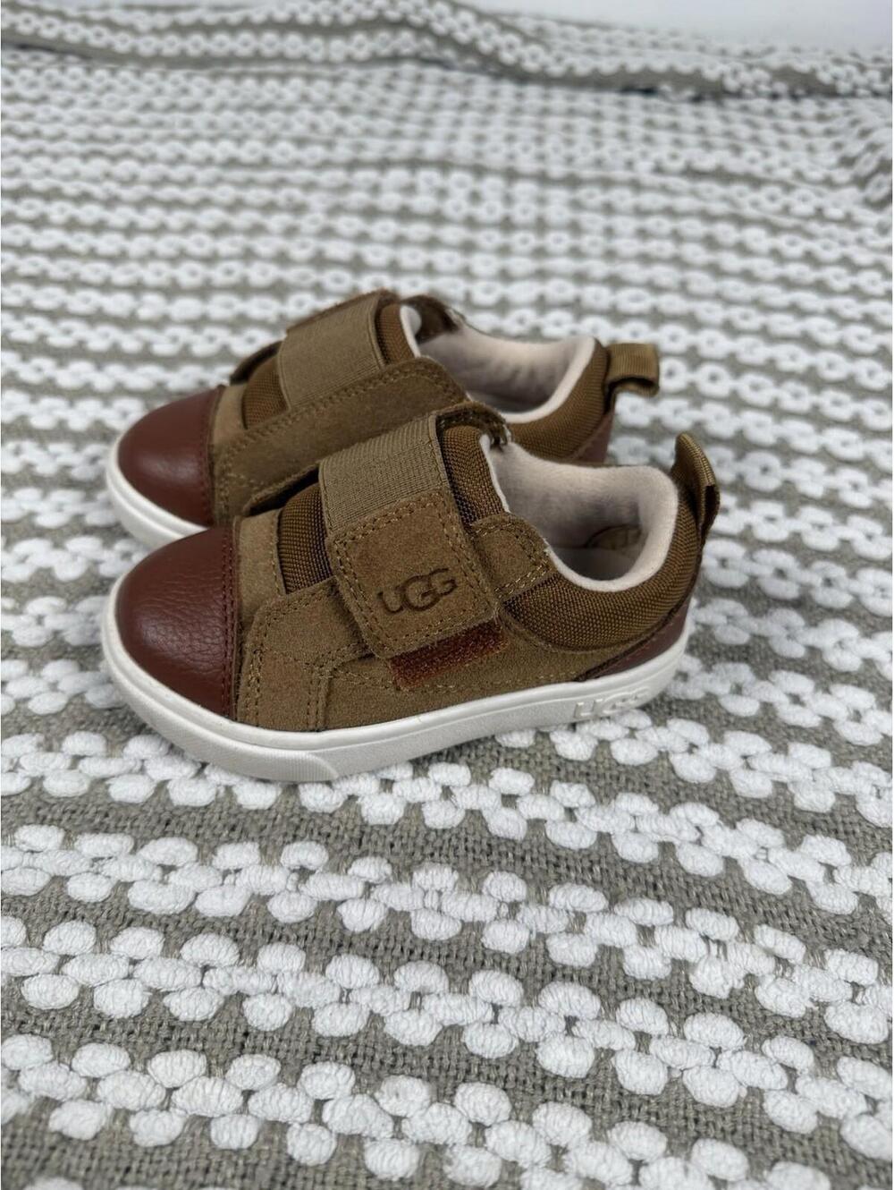 UGG Toddlers Rennon Low Shoes Chestnut Size 6 1117454T-CHE
